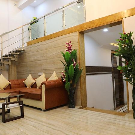 נאווי מומבאי Hotel Pearl מראה חיצוני תמונה