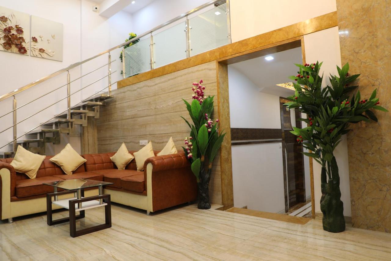 נאווי מומבאי Hotel Pearl מראה חיצוני תמונה