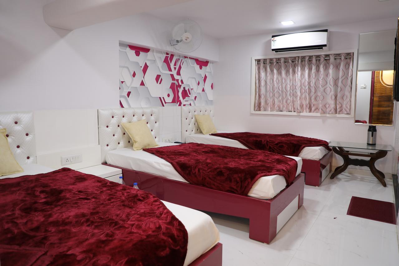 נאווי מומבאי Hotel Pearl מראה חיצוני תמונה