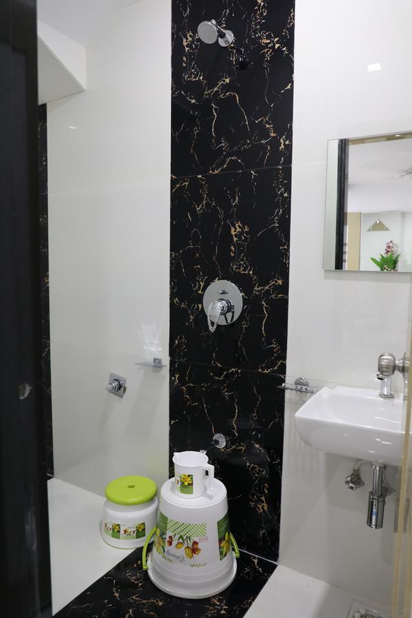 נאווי מומבאי Hotel Pearl מראה חיצוני תמונה