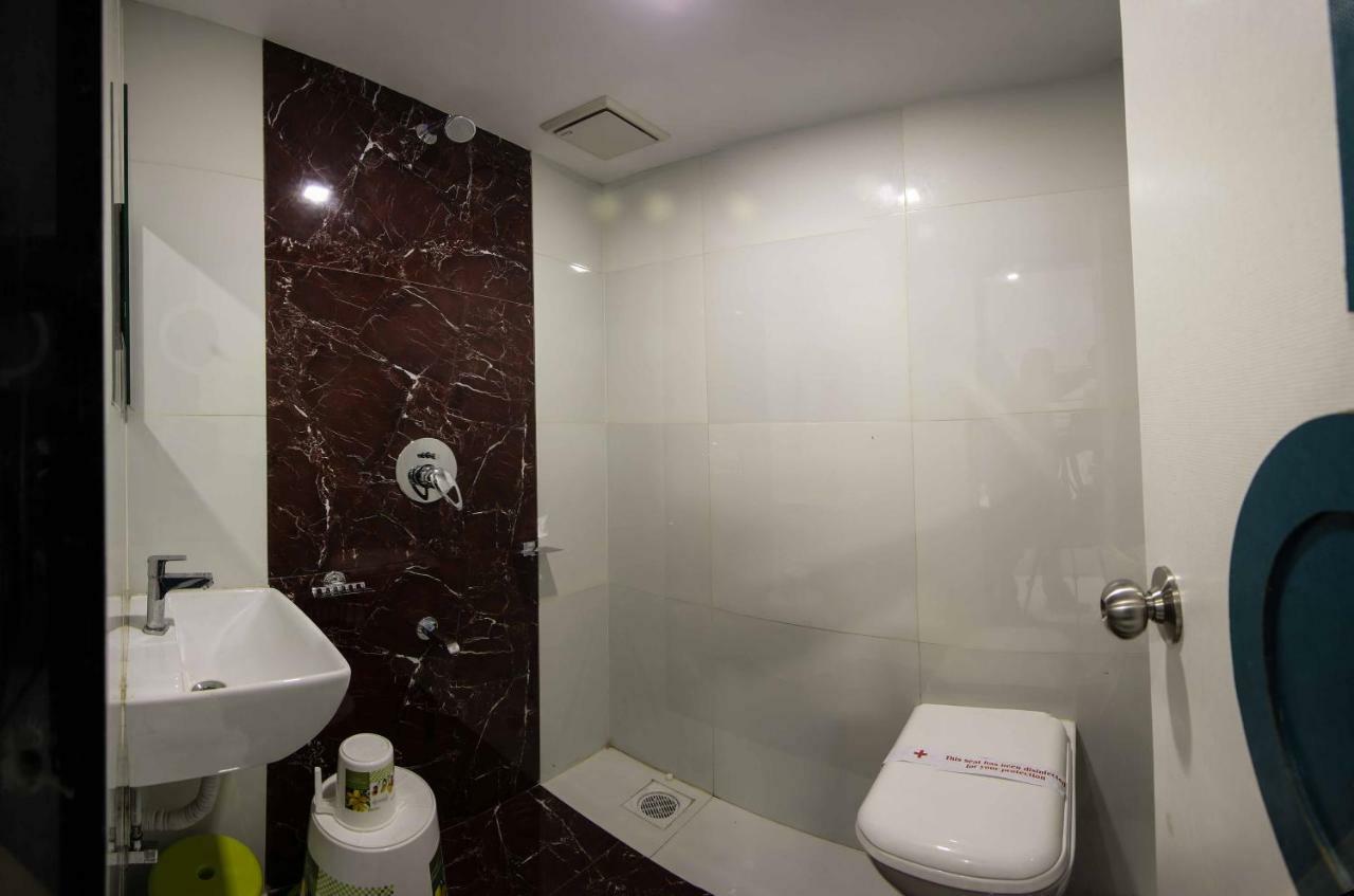 נאווי מומבאי Hotel Pearl מראה חיצוני תמונה